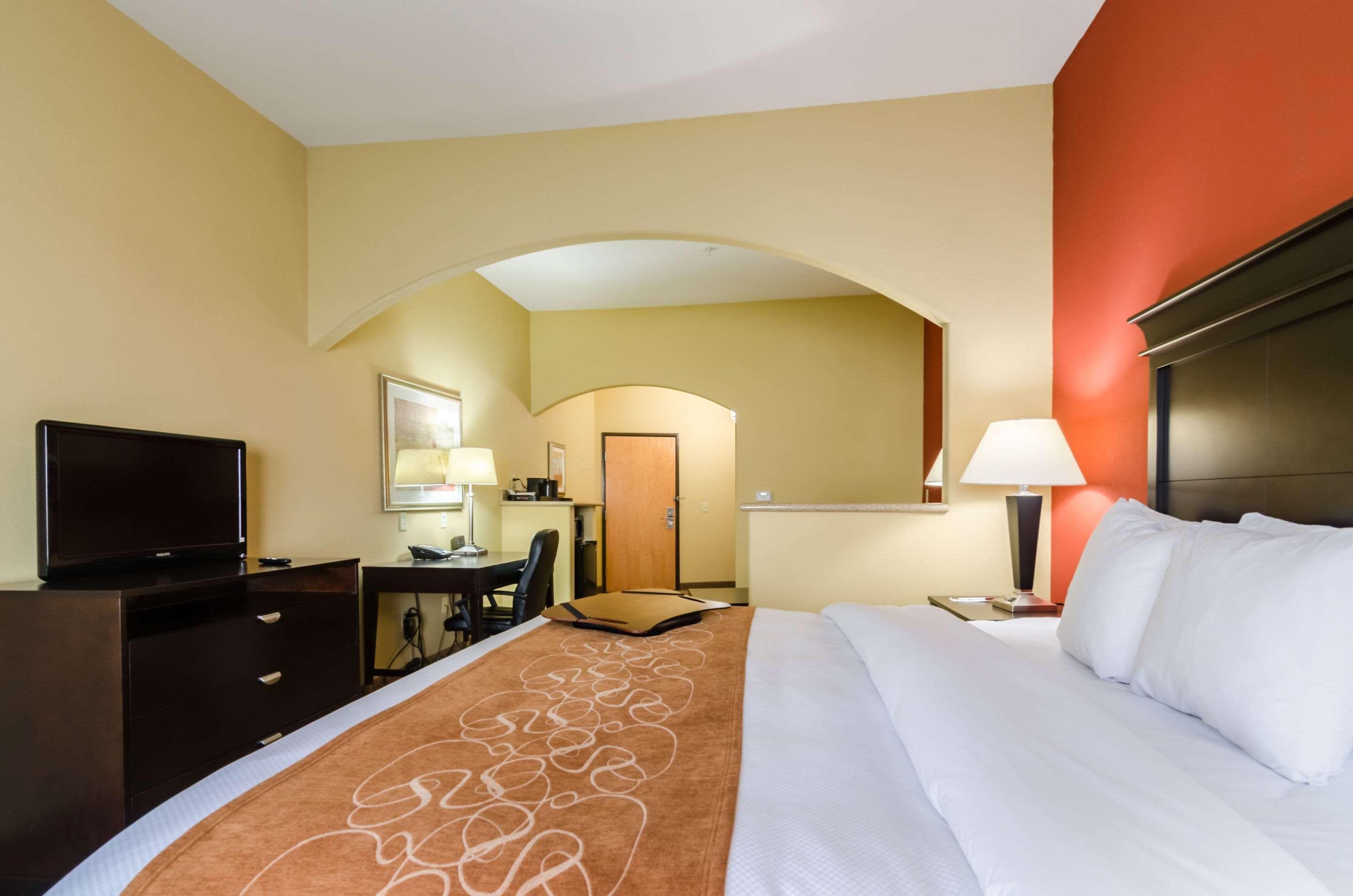 Comfort Suites Salina South エクステリア 写真