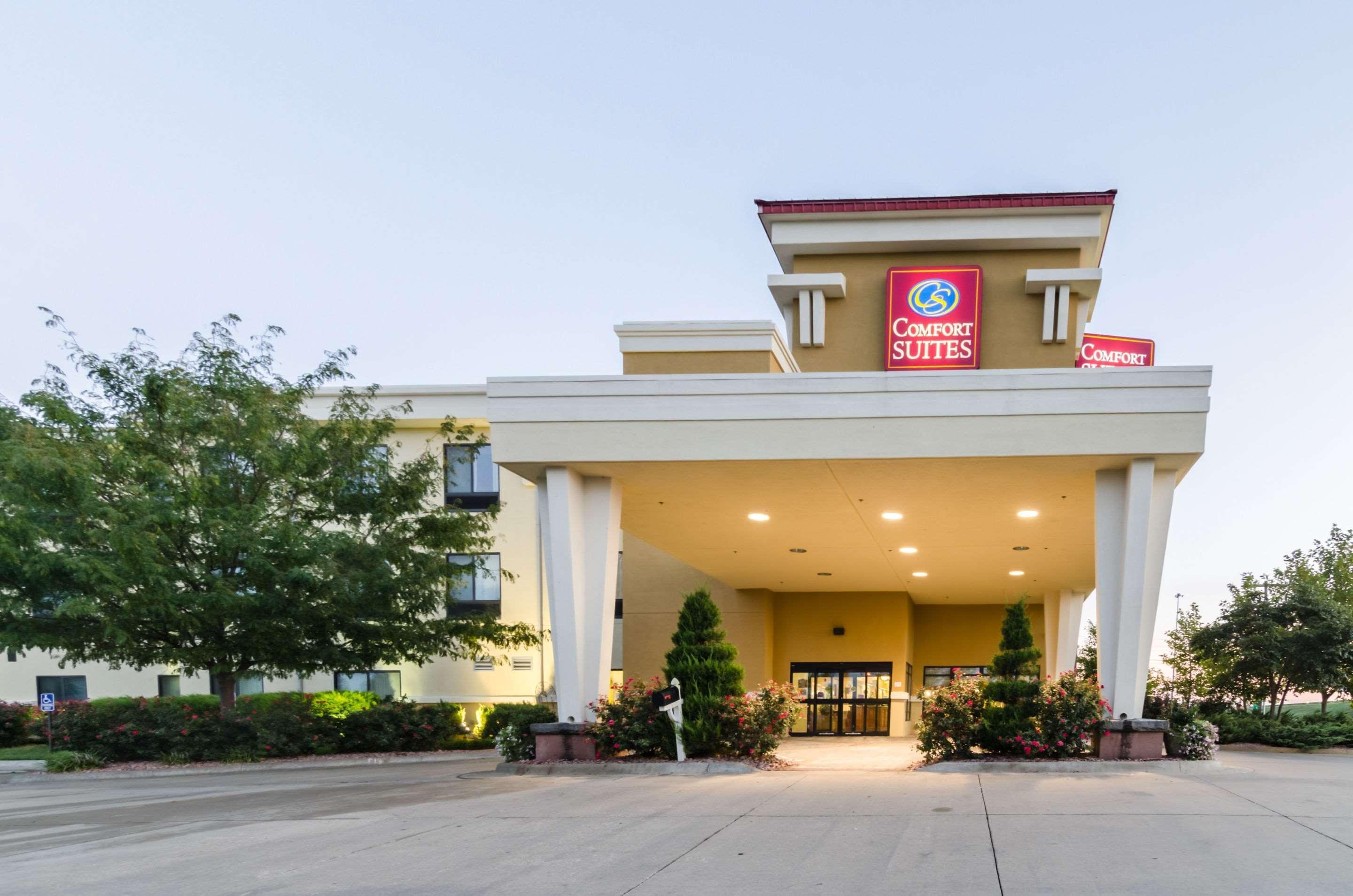 Comfort Suites Salina South エクステリア 写真